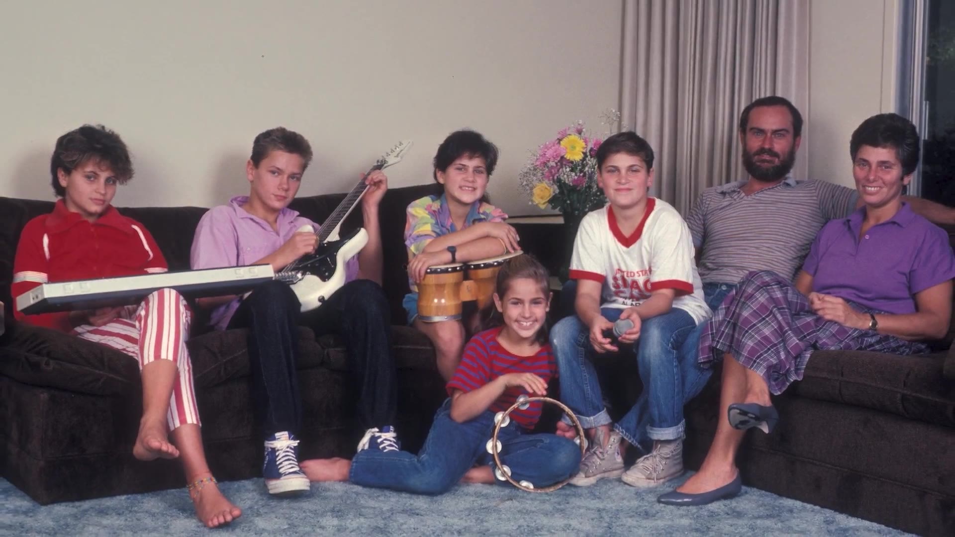 Video thumbnail for Joaquin Phoenix's Tragic True Life Story