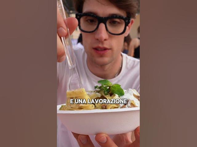 Video thumbnail for Mozzarella di Bufala 🐃3 cose che devi sapere | Bufala Fest