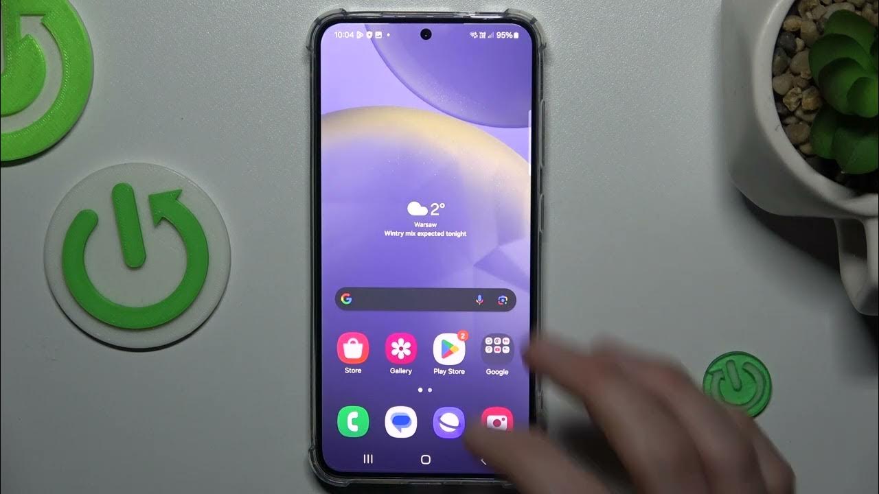 Video thumbnail for How to Add a Web-Site Shortcut to Home Screen on SAMSUNG Galaxy S24
