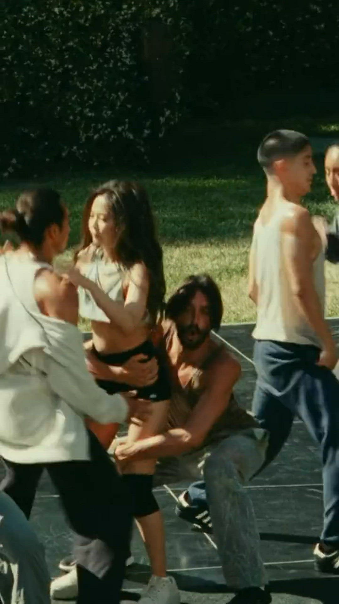 Video thumbnail for jennie dança sensual em THE IDOL