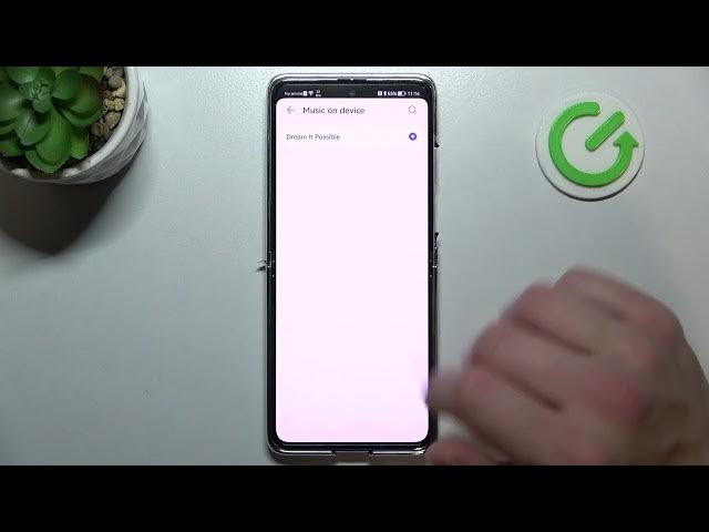 Video thumbnail for How to Change Alarm Sound on HUAWEI P50 Pocket