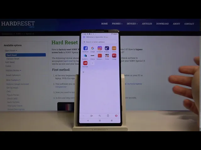 Video thumbnail for How to Install AdBlock on SONY Xperia 1 II – Advertisement Blockade