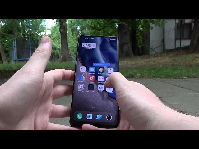 Video thumbnail for VIVO IQOO 5 Pro Outside Brightness