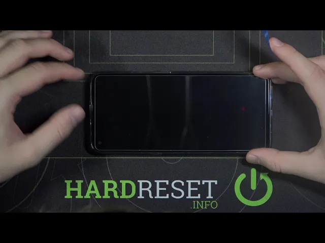 Video thumbnail for How to Apply Screen Protector Tempered Glass on MOTOROLA Moto G9 Power – Protect Screen