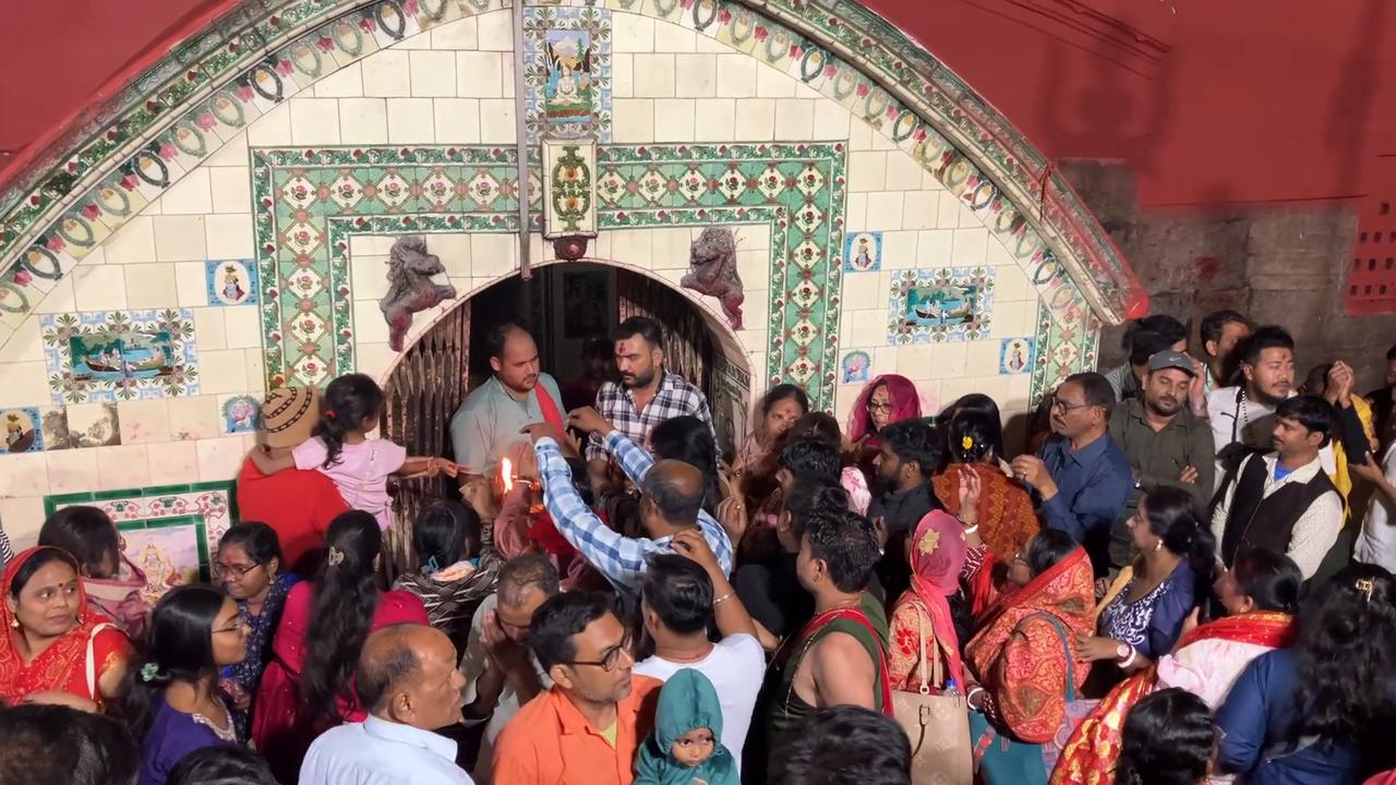 Video thumbnail for India: Maa Kamakhya Devi Temple, Guwahati, India.