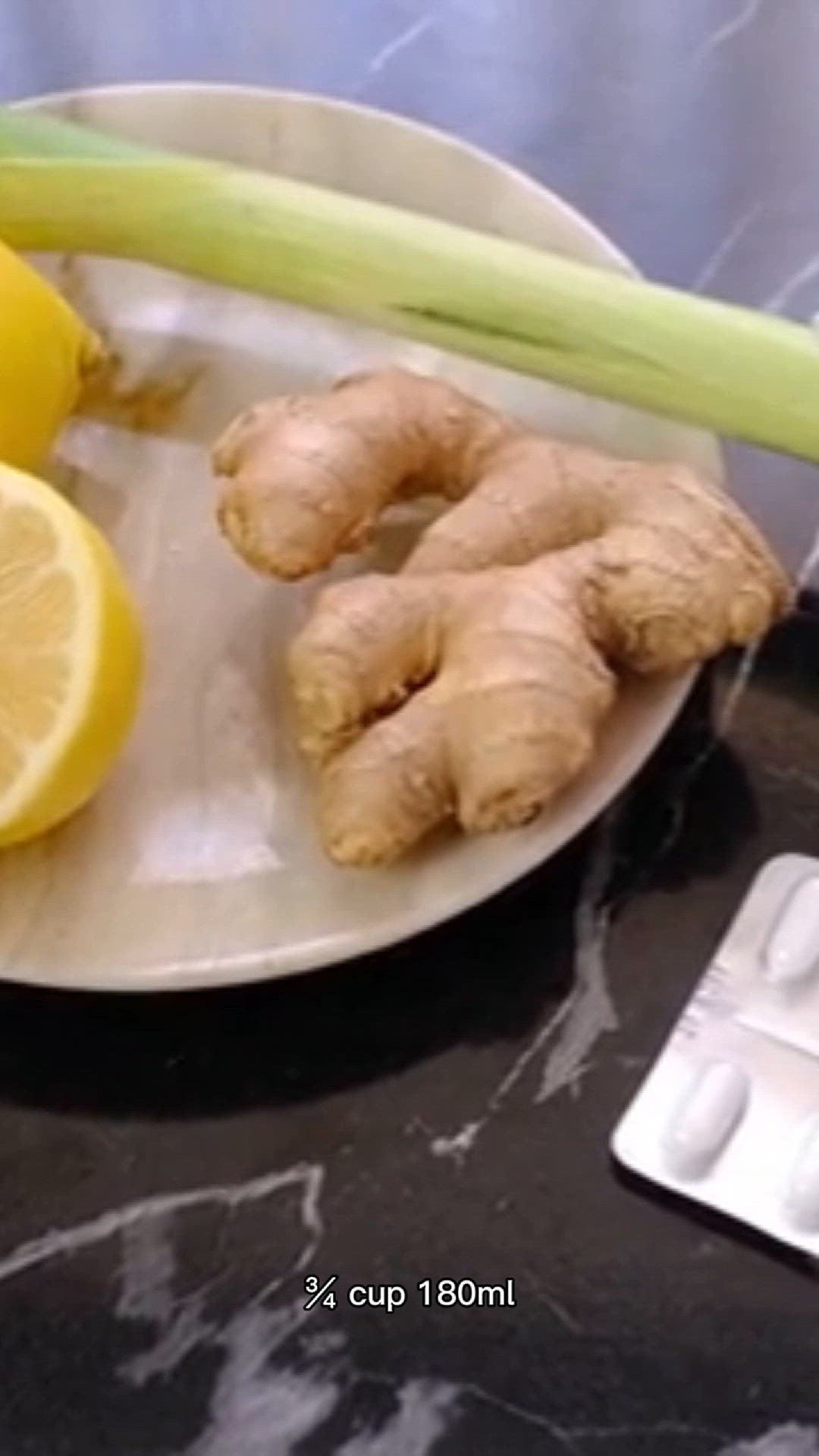 Video thumbnail for Margherita Pizza recipe ?