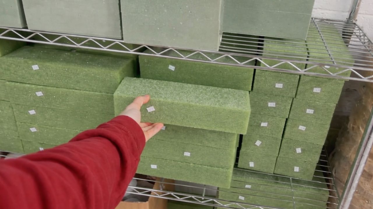 Video thumbnail for Grab a Dollar Store foam block for your front door...