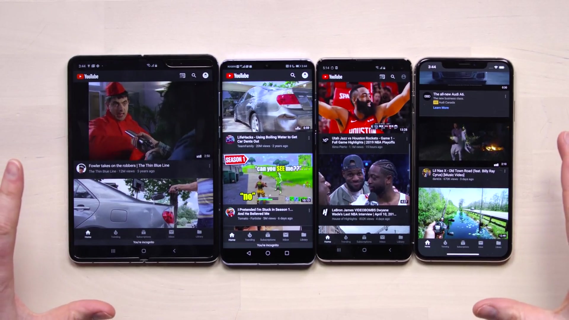 Video thumbnail for Samsung Galaxy Fold vs Flagship Smartphones