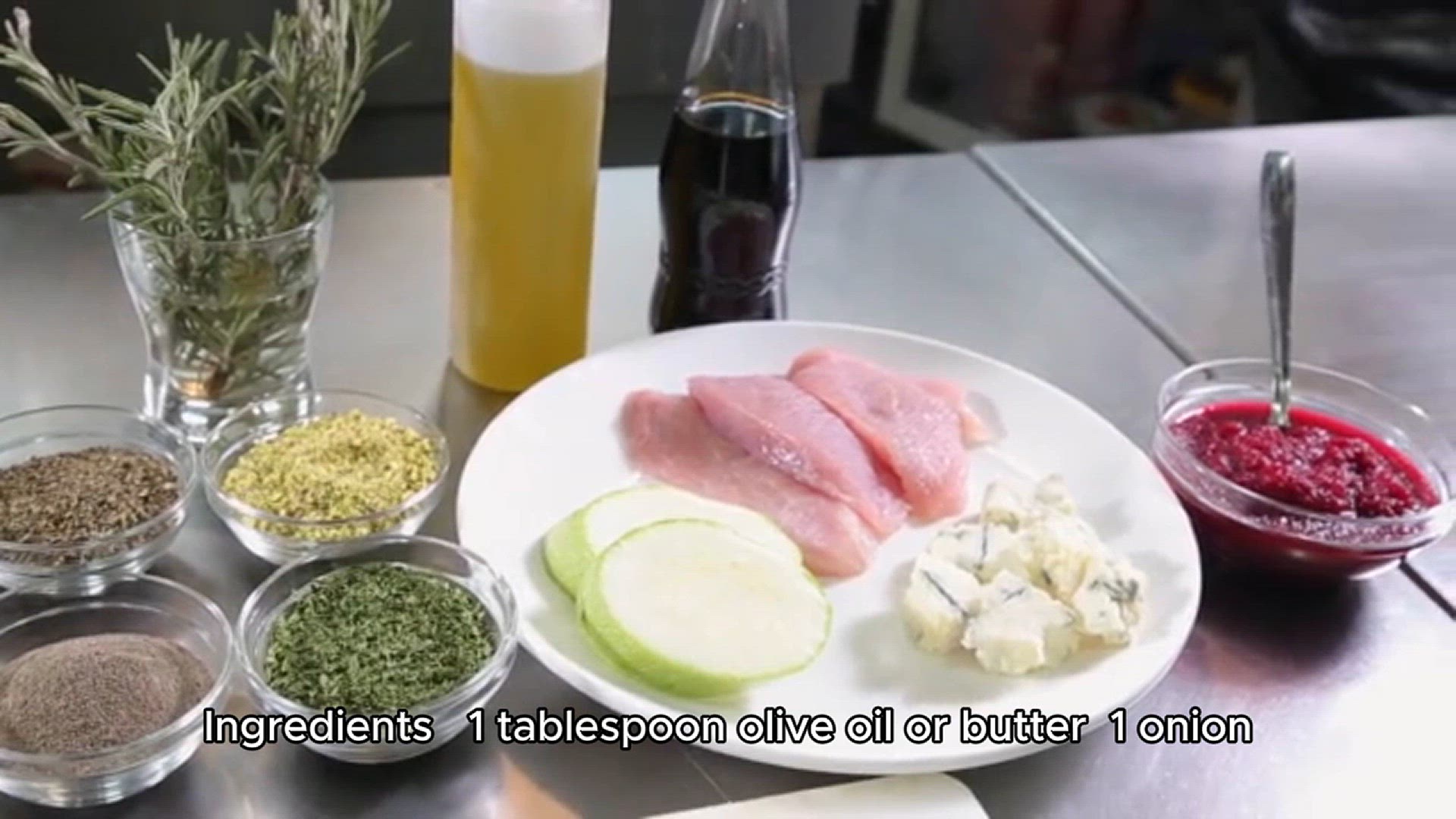 Video thumbnail for Broccoli soup recipe