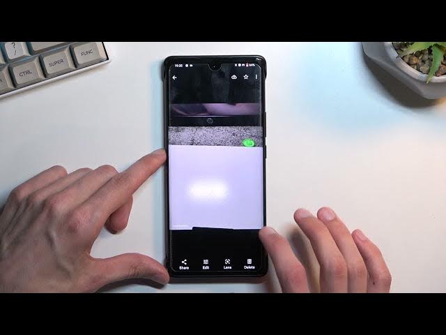 Video thumbnail for How to Record Screen on VIVO X80 Pro - Open Built-in Screen Recorder