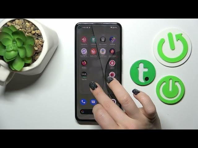 Video thumbnail for GOOGLE Pixel 5a - How to Create Home Screen Folders? Rearrange & Organize your Apps!