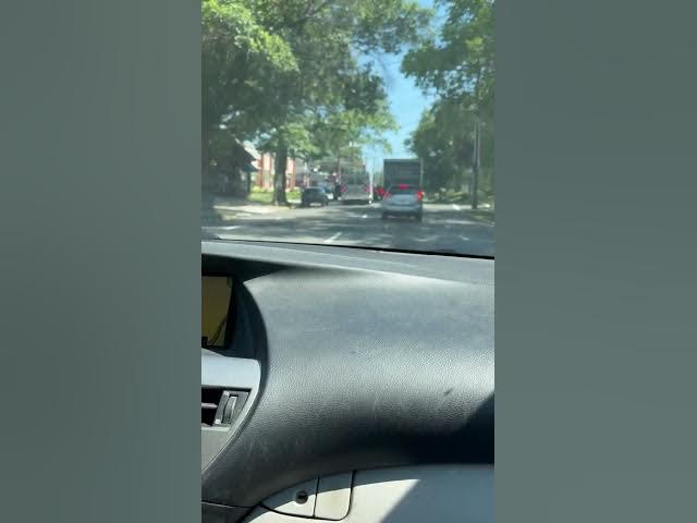 Video thumbnail for Englewood to Tenafly traffic light 6.25 AM