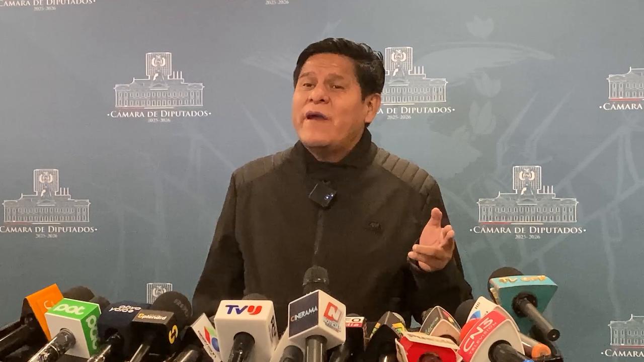 Video thumbnail for Bolivia: HE SAYS THAT A NEW U.S. LIST COULD INCLUDE GOVERNMENT OFFICIALS.
