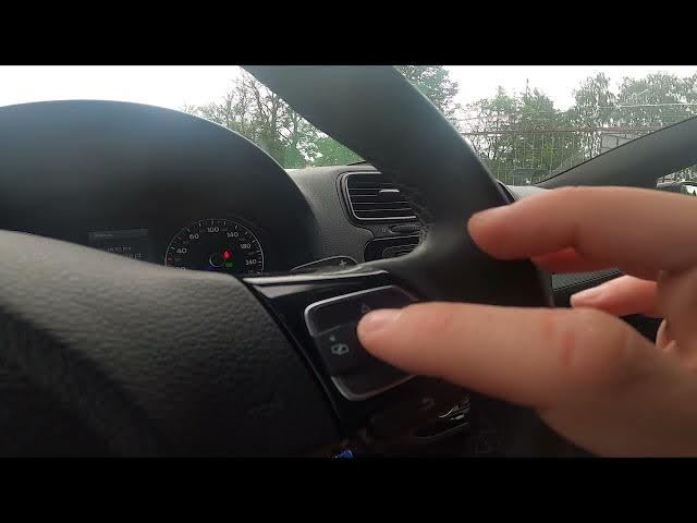 Video thumbnail for How to Navigate Through the Speedometer Display Volkswagen Scirocco III ( 2008 - 2017 )