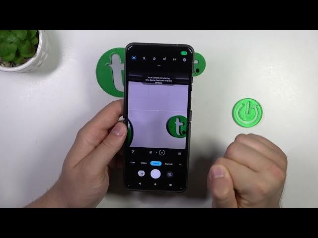 Video thumbnail for How to Turn On Camera Grid Lines in Motorola Razr 40 – Camera Helper Lines