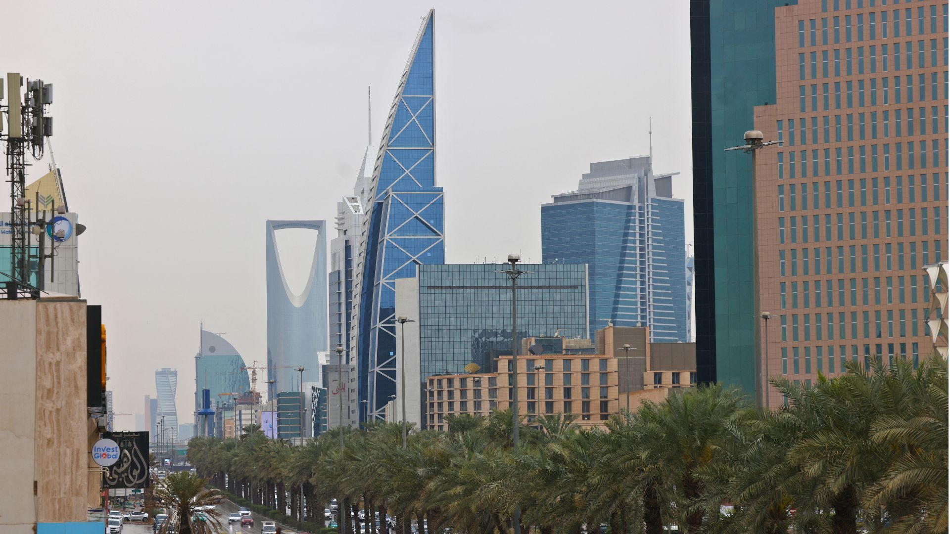 Video thumbnail for Saudi Arabia declares Iranian military attache, four embassy staff persona non grata