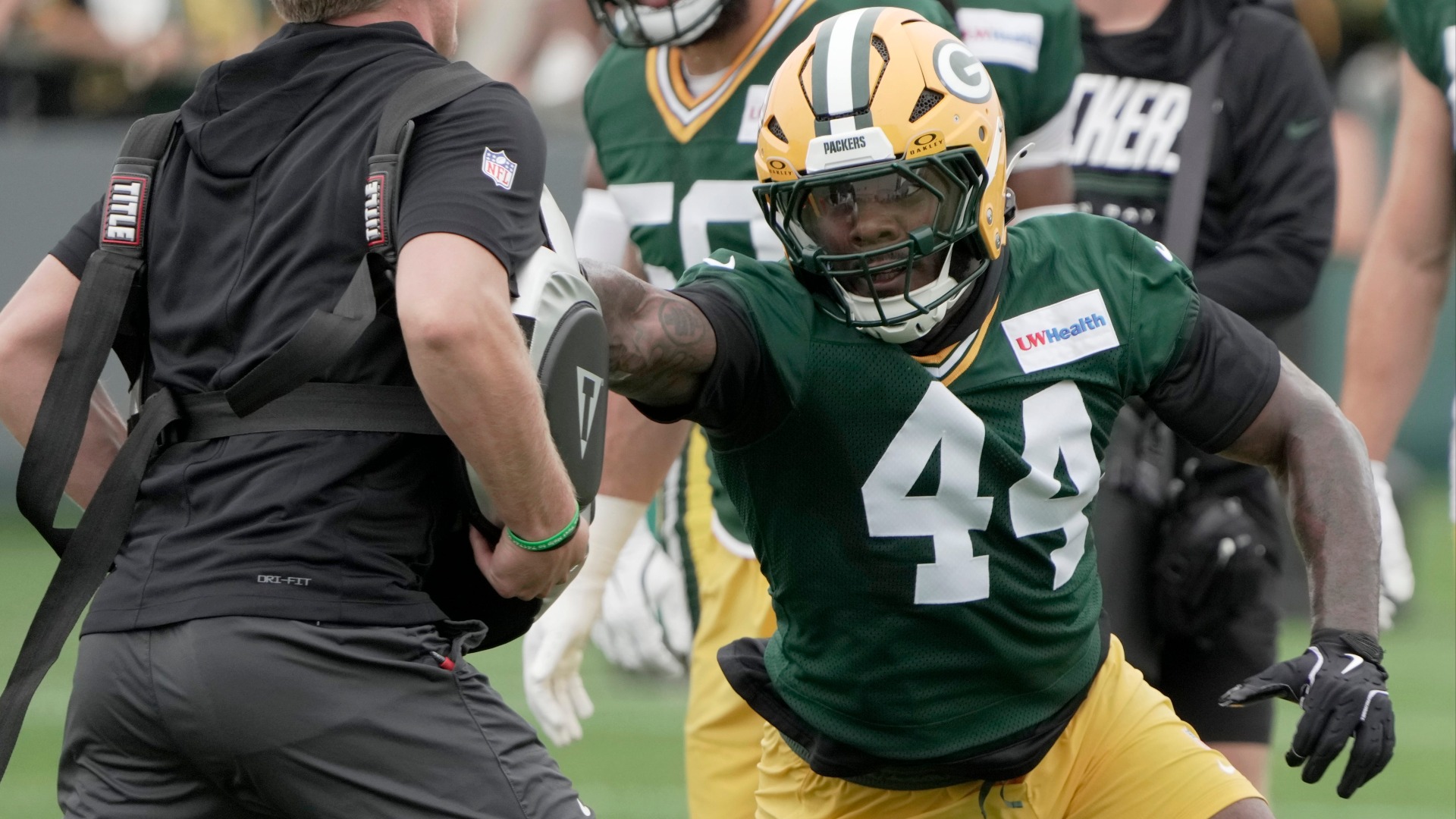 Video thumbnail for Analyzing Packers' Strategy & Key Players vs. Falcons