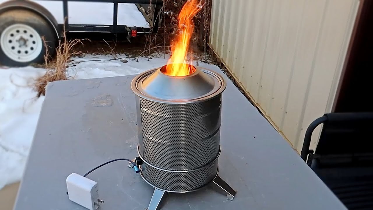 'Video thumbnail for 5 Amazon Camping Gadgets put to the TEST'