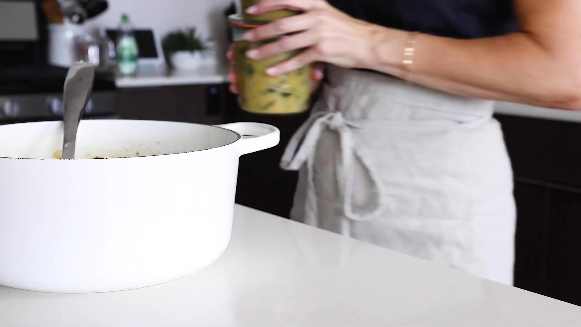 Video thumbnail for 27.LEMONY LENTIL & CHICKPEA SOUP ¦ from my healthy meal prep cookbook! (1080p 24fps)