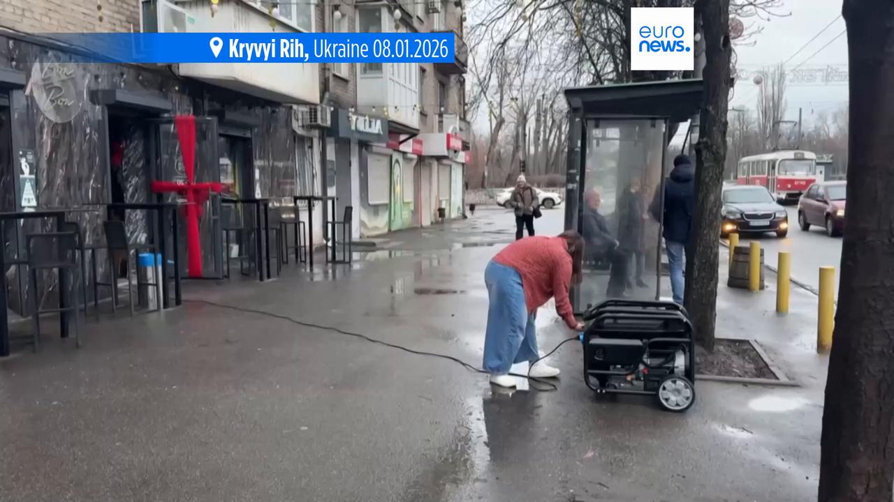 Video thumbnail for Russian attacks leave 1 million people in Ukraine without electricity and water