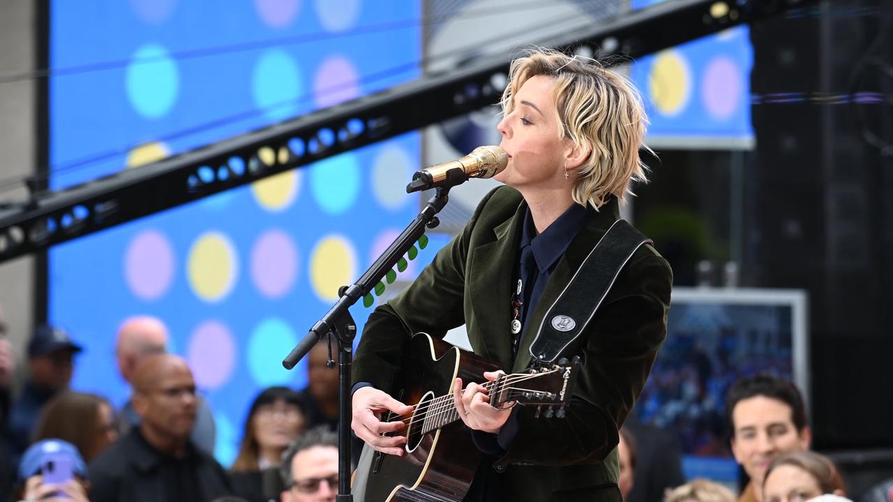 Video thumbnail for NY: Today Show Citi Concert Series Featuring Brandi Carlile 7.
