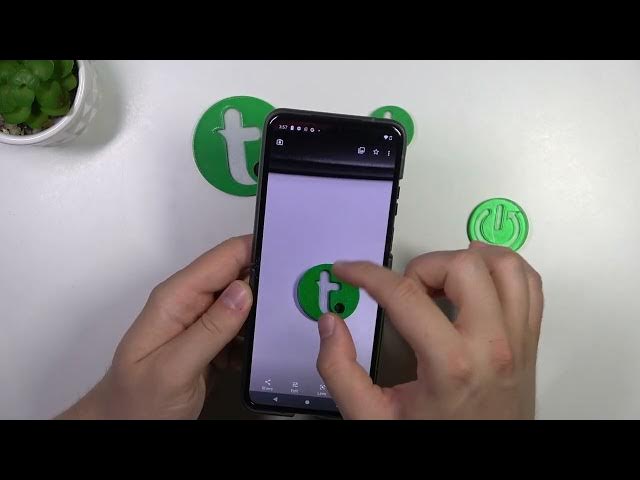 Video thumbnail for How to Take 50MPX Photos on Motorola Razr 40 – Camera High Resolution Mode