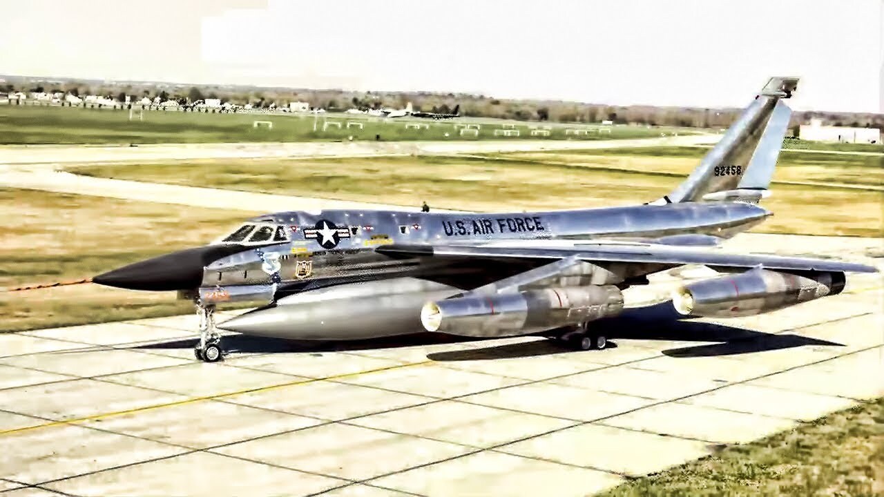 Video thumbnail for Convair B-58 Hustler • 1st U.S. Air Force Supersonic Bomber