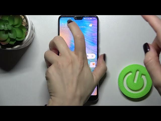 Video thumbnail for How to Switch On Flashlight on HUAWEI P20 Pro – Turn On Torch