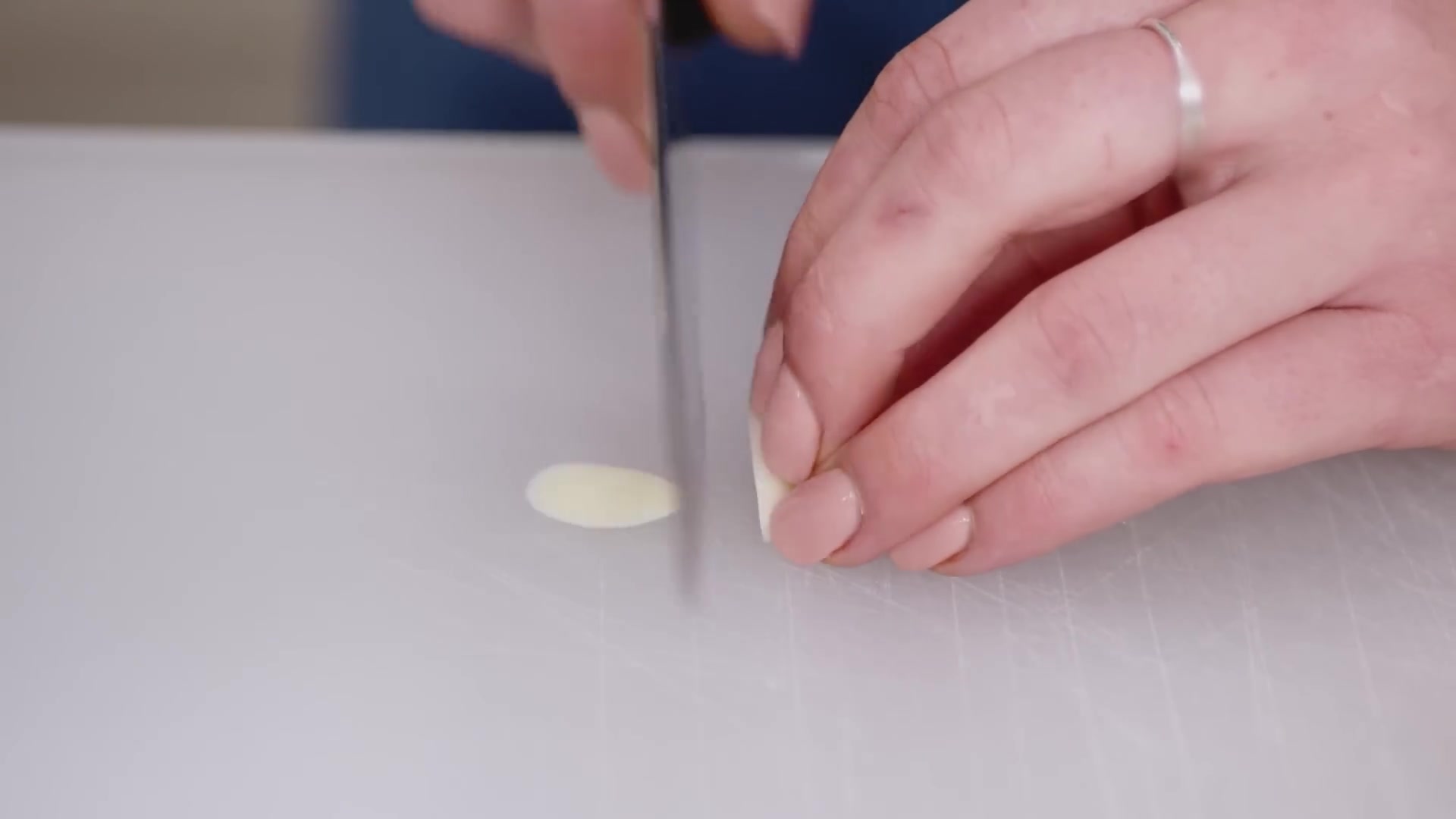 Video thumbnail for 47.Simple and Easy Pasta with Olive Oil and Garlic (Aglio e Olio) ¦ America's Test Kitchen (1080p 30fps)