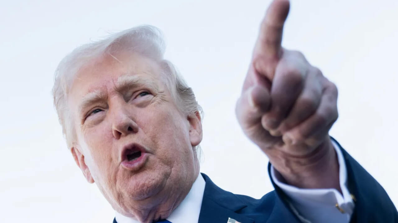 Video thumbnail for Trump says Strait of Hormuz could "open very soon"