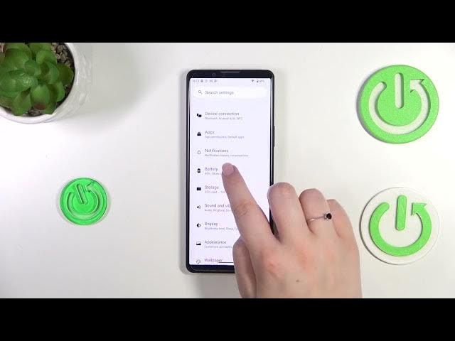 Video thumbnail for How to Show Battery Percentage in SONY Xperia 5 IV – Battery Info