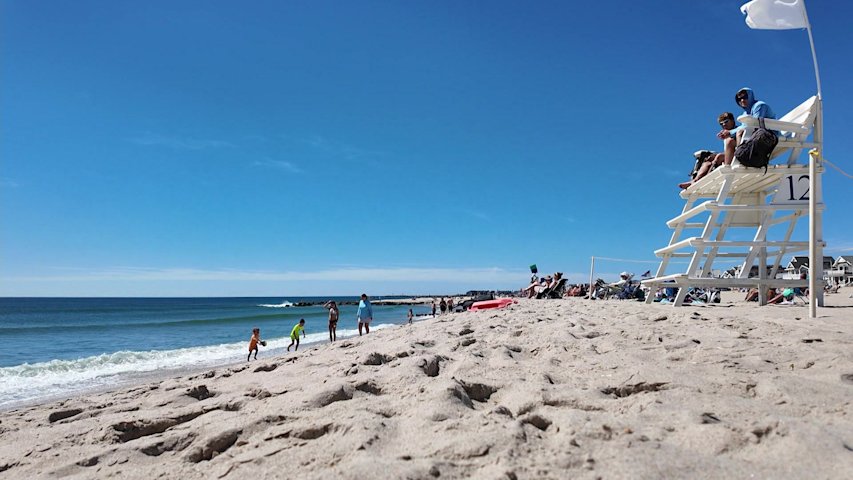 Video thumbnail for Crowds pack Manasquan Beach as summer begins at the Jersey Shore