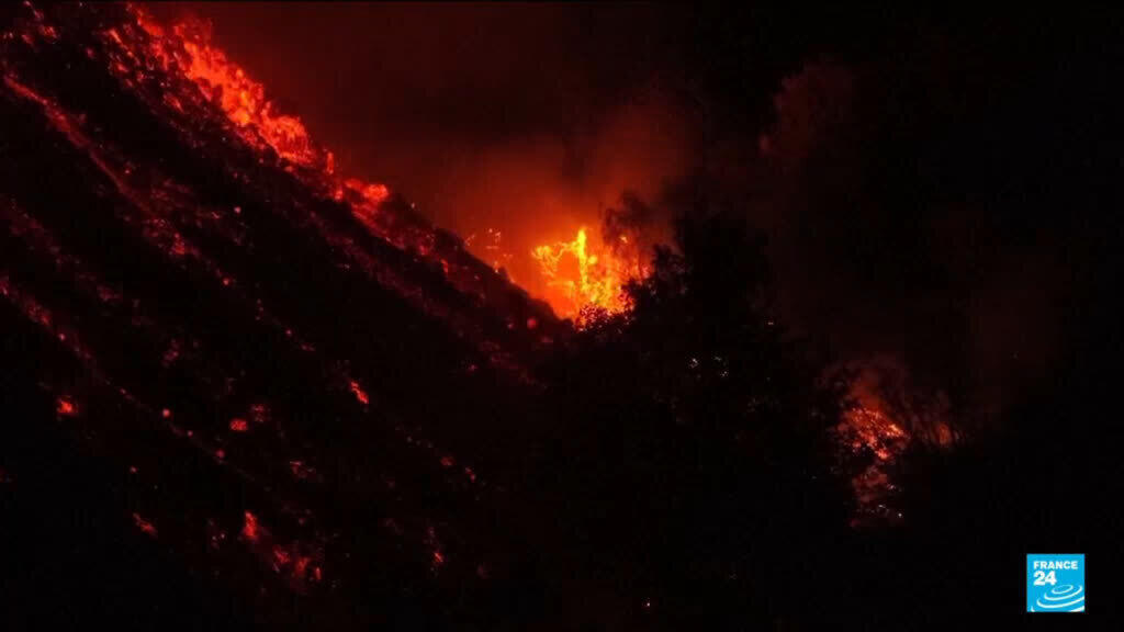 Video thumbnail for Mount Etna continues to erupt in Italy