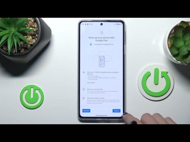 Video thumbnail for How to Enable Backup on MOTOROLA Edge 30 Pro - Google One