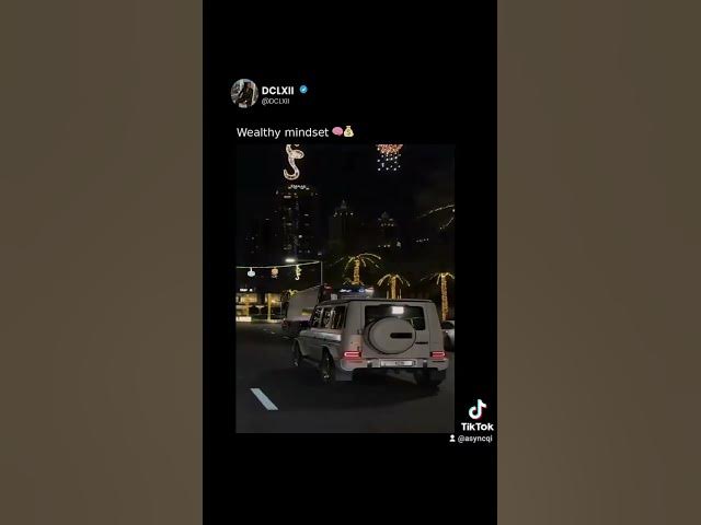 Video thumbnail for Quiet money hits different when the bag heavy and the face ain't even in the frame. #luxury