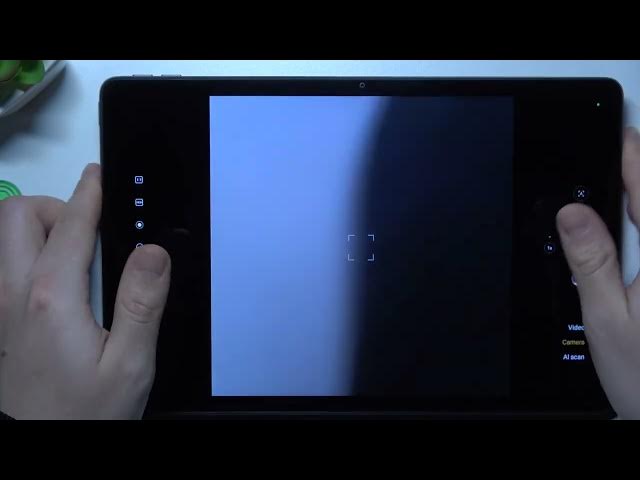 Video thumbnail for How to Use the Burst Shot Photo Mode in the Camera of LENOVO Tab M11