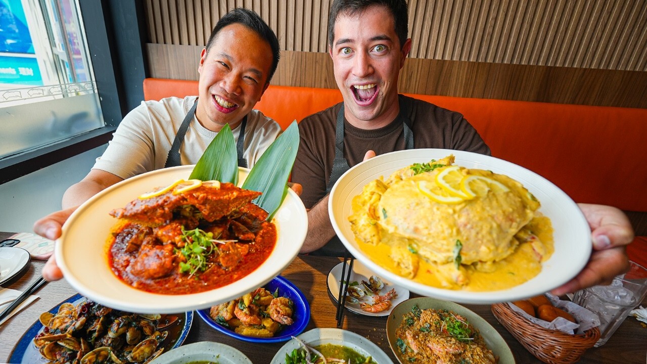 Video thumbnail for Toronto's #1 Chilli Crab  Canada's Seafood Meets China's Wok ft.@InstaNoodls