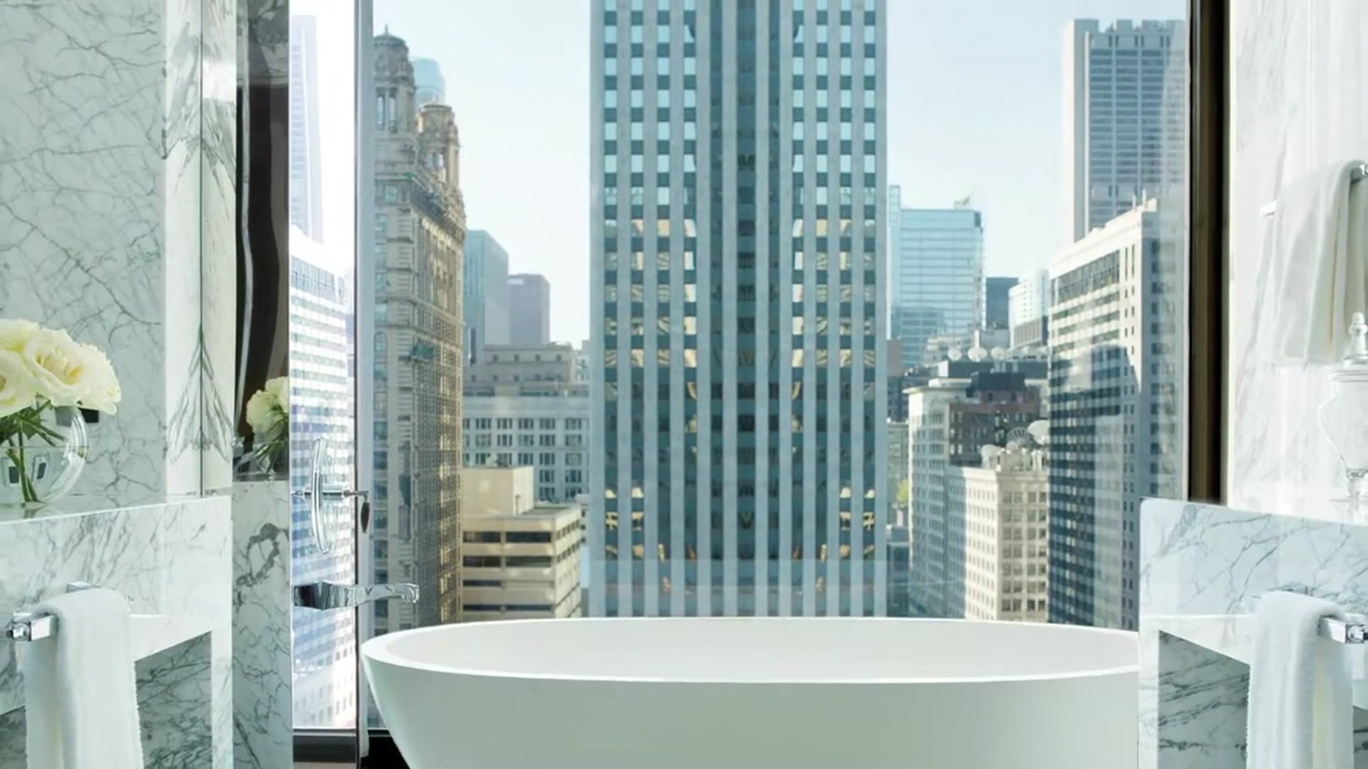 Video thumbnail for Top 10 Best Hotels to Visit in Chicago_ Illinois _ USA - English(720P_60FPS)