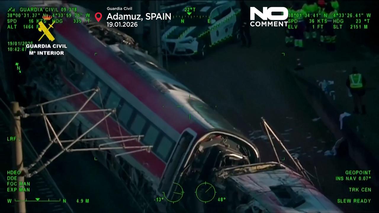 Video thumbnail for Spain: Rescue efforts continue as death toll rises in Córdoba train crash