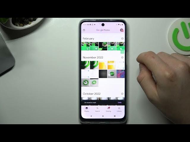 Video thumbnail for How to Delete All Photos from Motorola? Delete Pictures in Motorola Phone Tutorial!
