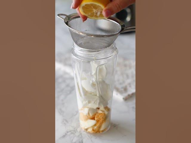 Video thumbnail for “Maioneză” dietetică - pastă de ouă și iaurt grecesc