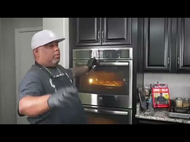 Video thumbnail for Finger licking Good  Honey BBQ Chicken Wings Recipe