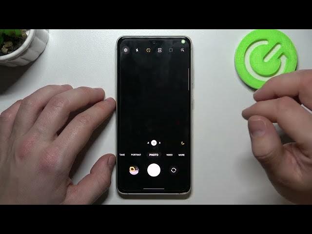 Video thumbnail for How to Take Selfie Using Palm Gestures on SAMSUNG Galaxy S21 FE?