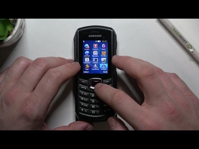 Video thumbnail for Samsung B2710 Solid - How To Setup Screen lock
