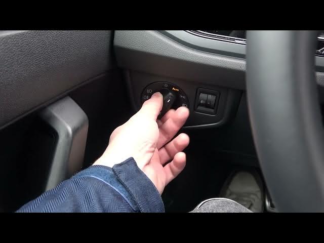 Video thumbnail for How to Enable or Disable Position Lights in Volkswagen Polo VI (2021 - ...) - Use Position Lights