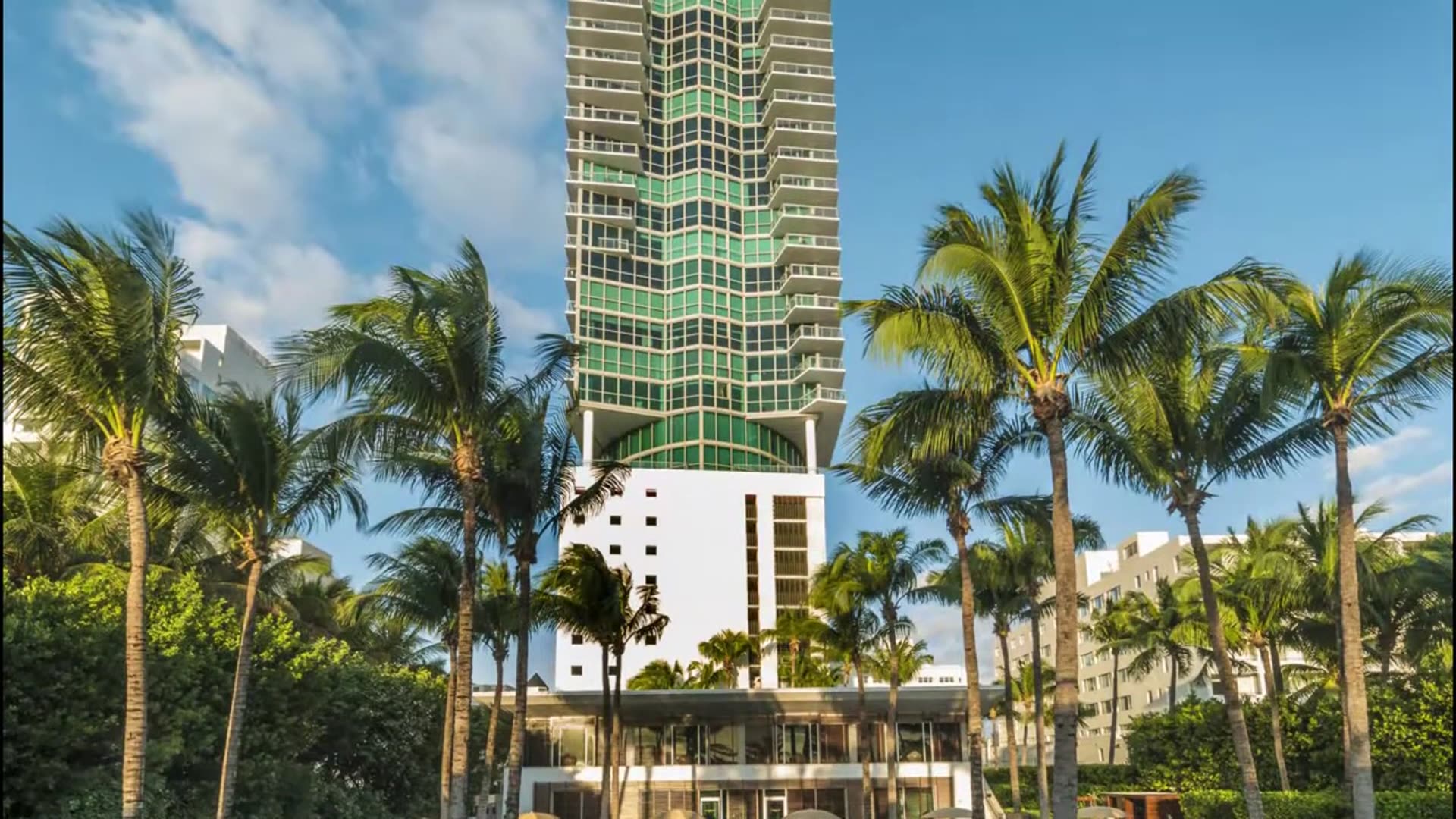 Video thumbnail for Top 10 Best Hotels to Visit in Miami_ Florida _ USA - English(720P_60FPS)