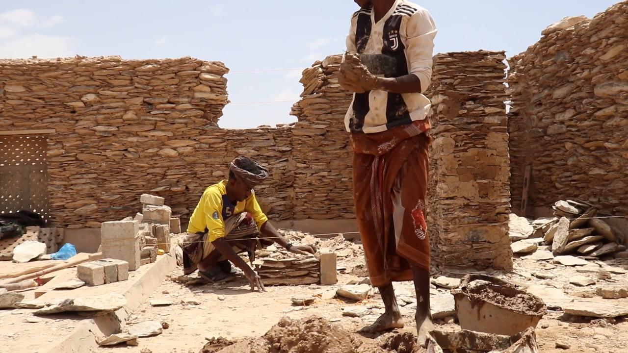 Video thumbnail for Yemen: Yemen's Hadhramaut Valley preserves centuries-old limestone architecture.