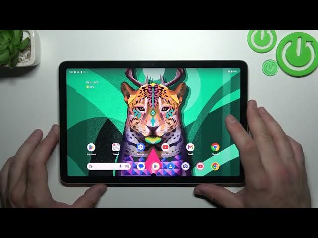 Video thumbnail for Does the GOOGLE Pixel Tablet Have an Expandable Storage? Let's Check!