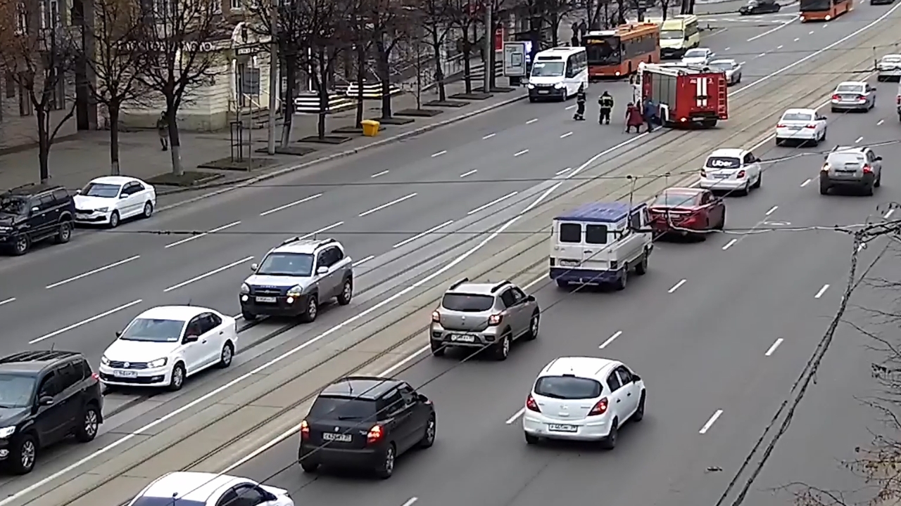 Video thumbnail for Rescuers use fire engine to assist grandmother in crossing the road