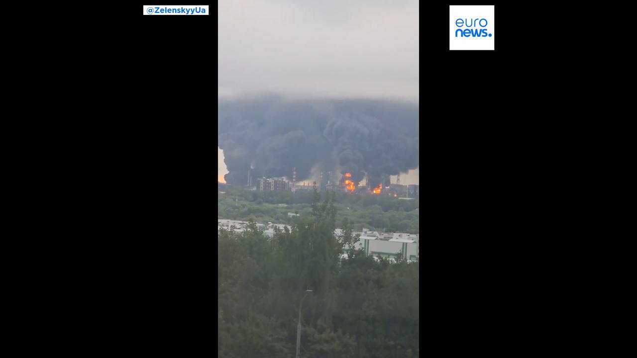 Video thumbnail for Video: Hundreds of drones target Russia in major Ukrainian attack